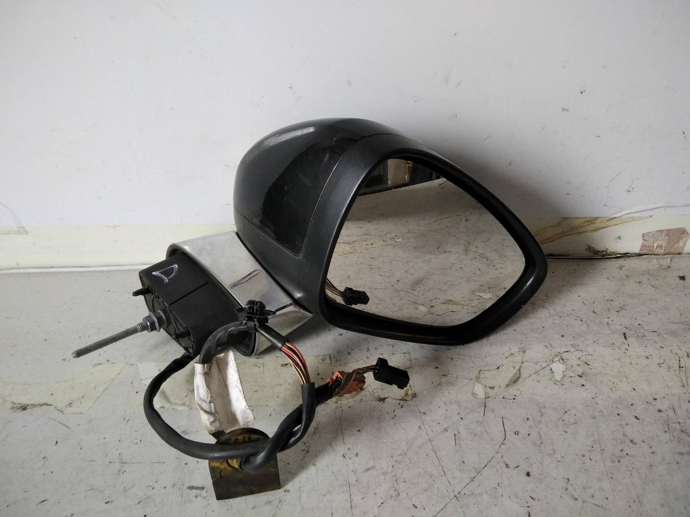 Retrovisore est. regolaz. elettr. dx.